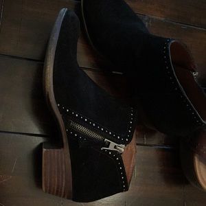 Lucky brand suede leather bootie boot 8 Edelman AE